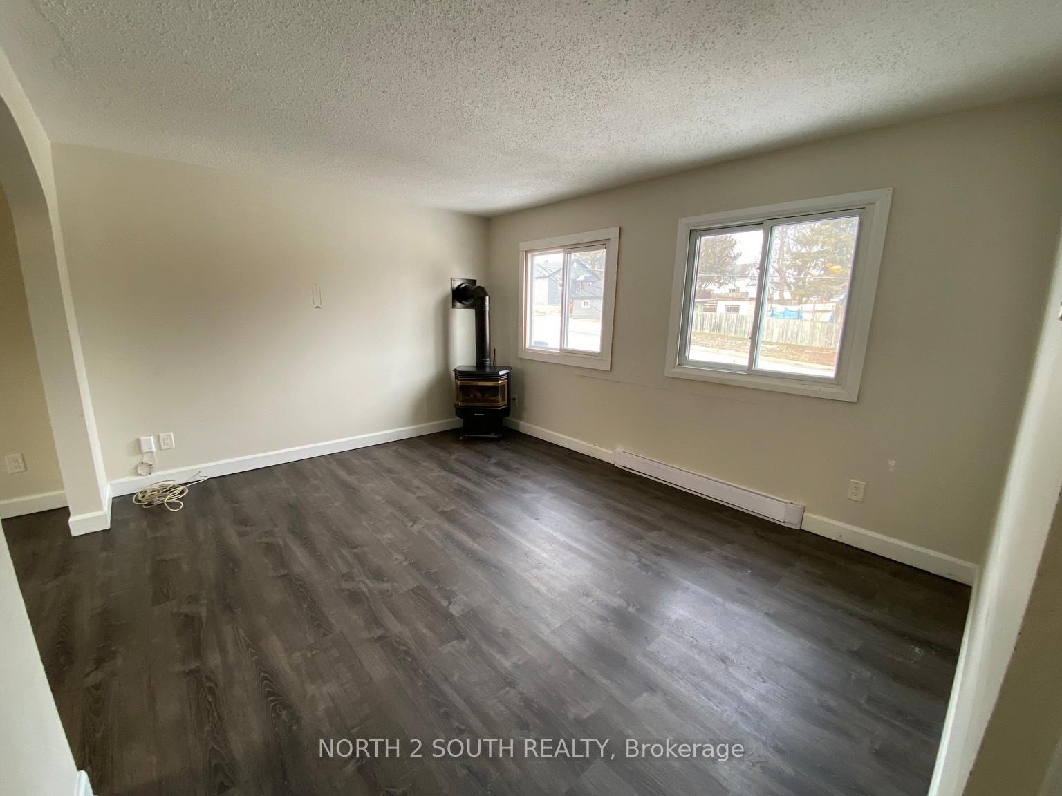 Photo 6 of Unit Upper, 34 Greer Street, Kingston, Rideau — HOMEH