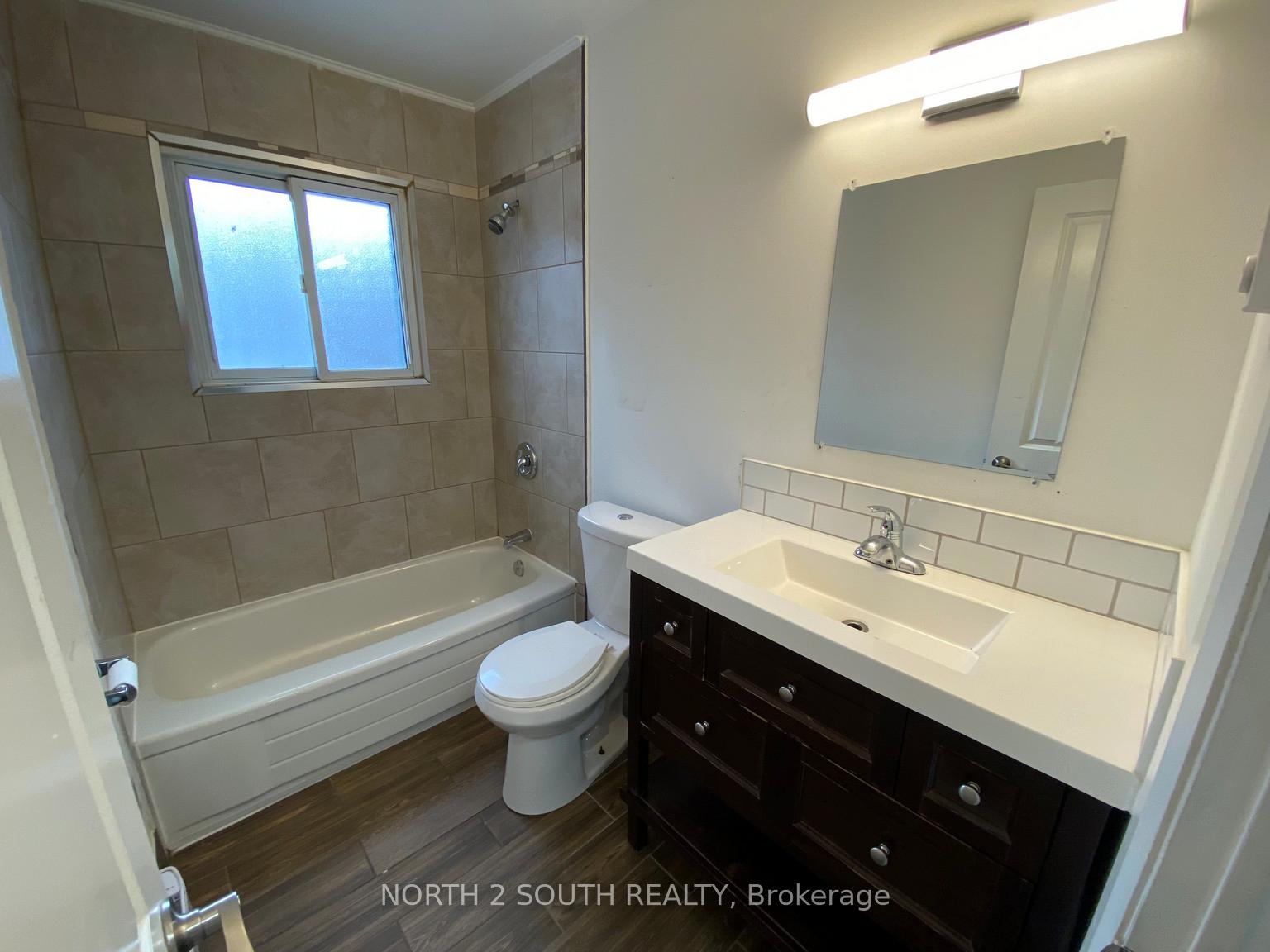 Photo 9 of Unit Upper, 34 Greer Street, Kingston, Rideau — HOMEH