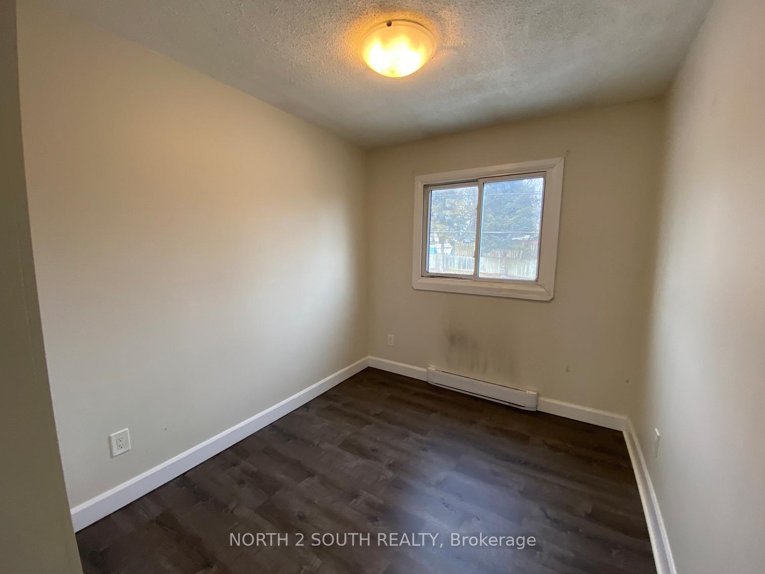 Photo 12 of Unit Upper, 34 Greer Street, Kingston, Rideau — HOMEH