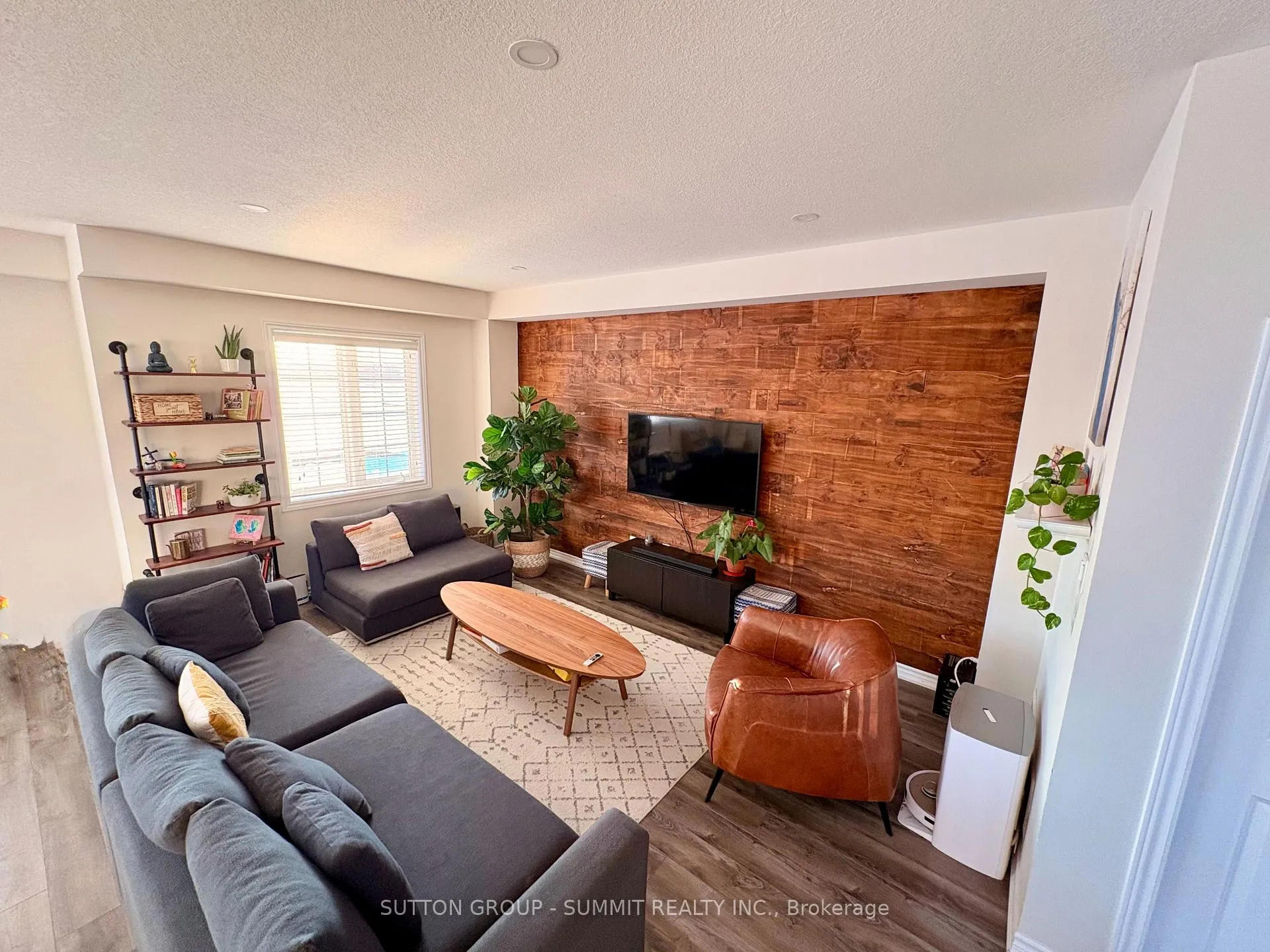 Photo 4 of 120 Cole Street, Hamilton, Waterdown — HOMEH