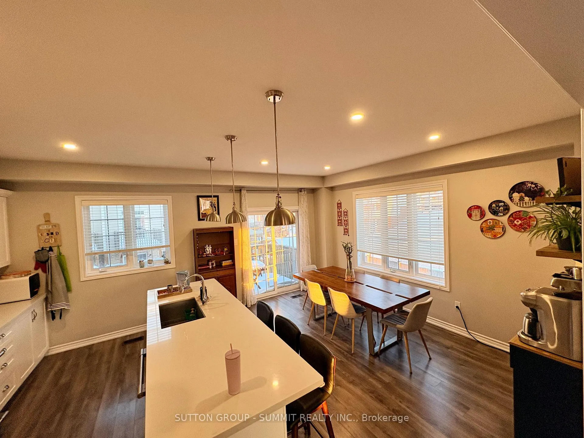 Photo 6 of 120 Cole Street, Hamilton, Waterdown — HOMEH