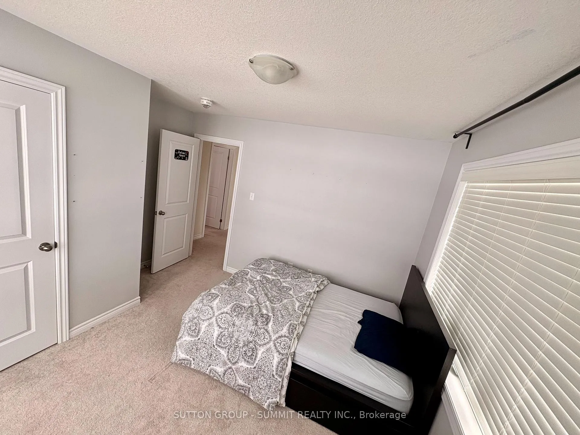 Photo 26 of 120 Cole Street, Hamilton, Waterdown — HOMEH