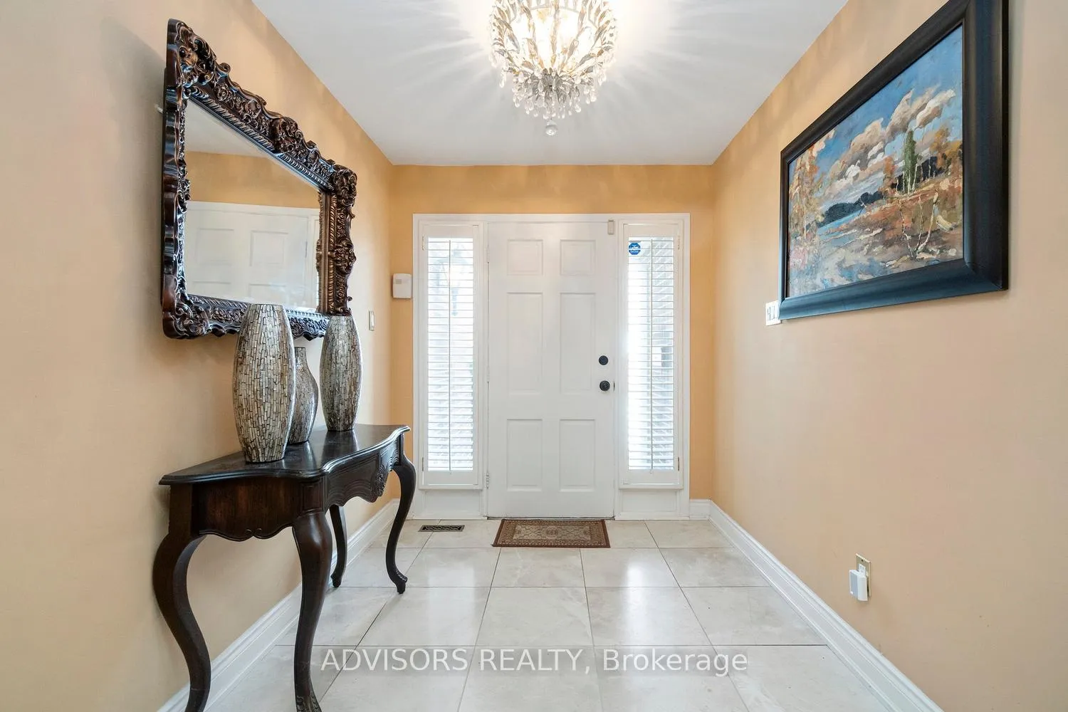 Photo 5 of 15 Alcaine Court, Markham, Thornhill — HOMEH
