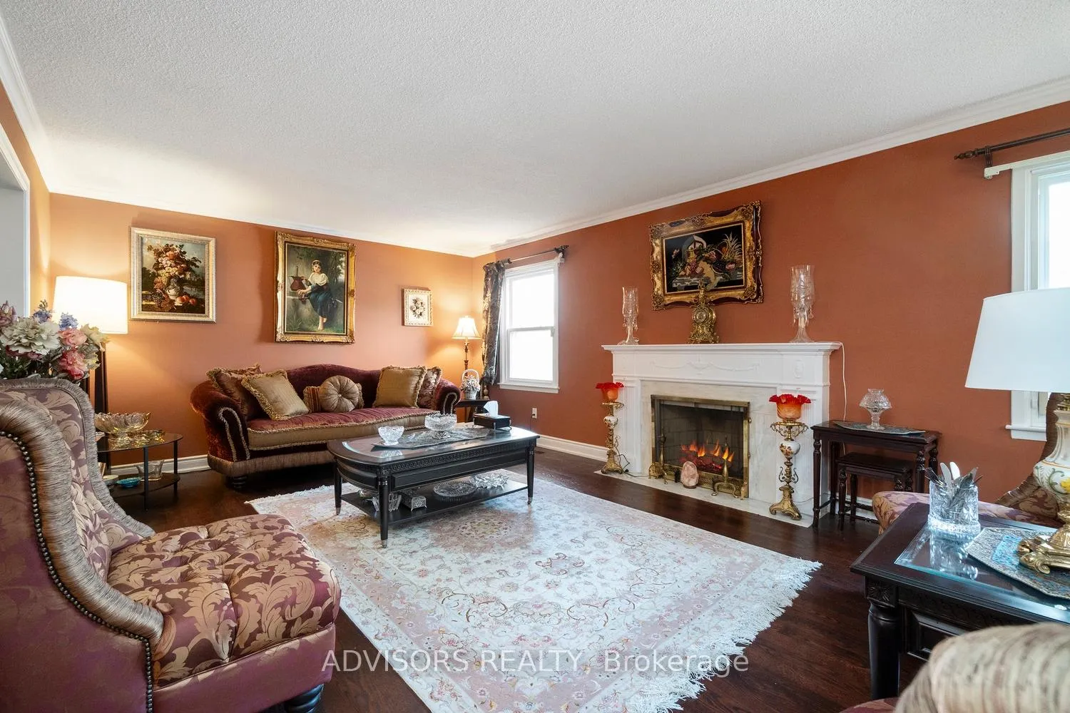 Photo 11 of 15 Alcaine Court, Markham, Thornhill — HOMEH