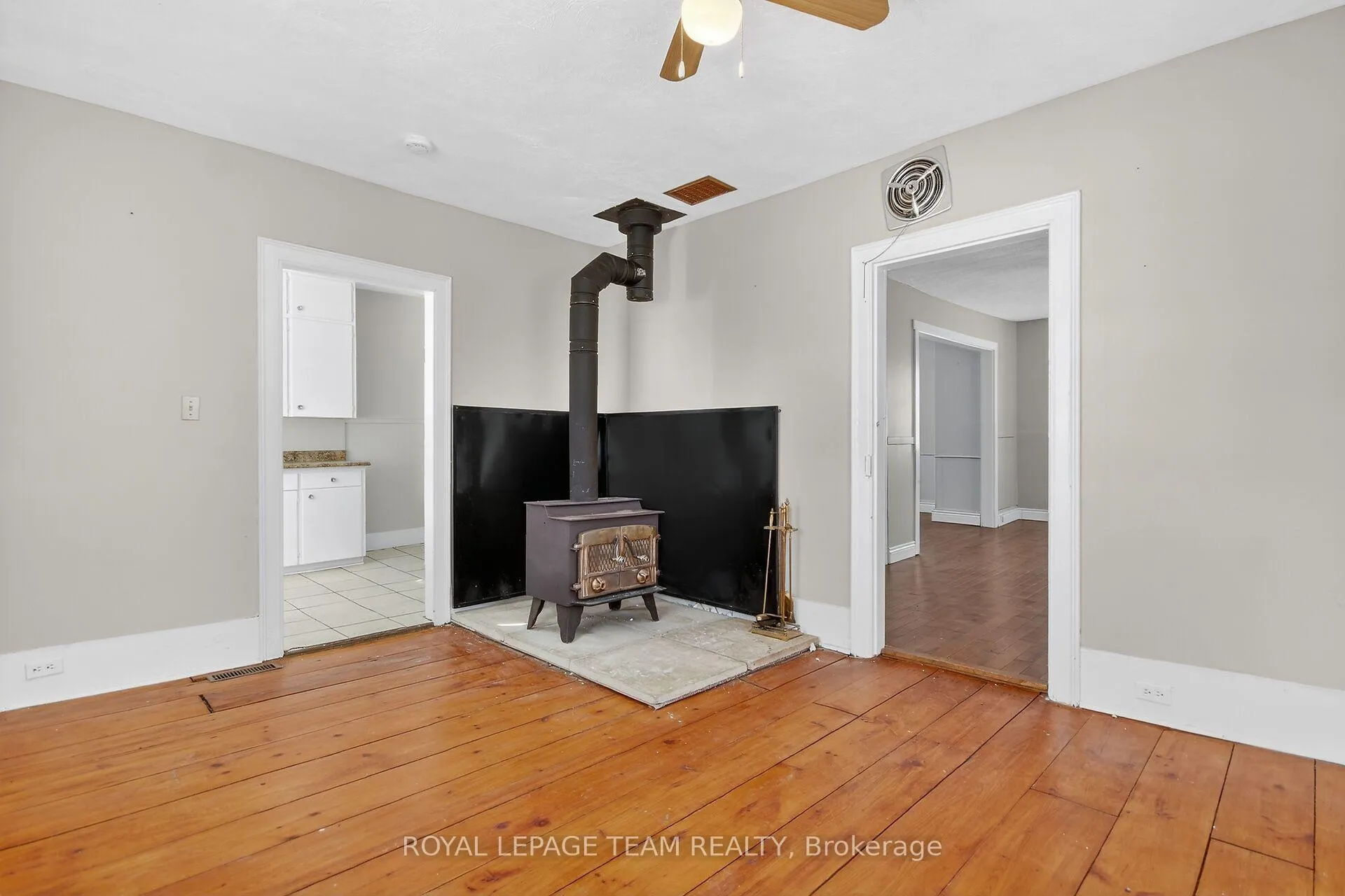 Photo 14 of 3072 Yorks Corners Road, Ottawa, Metcalfe — HOMEH