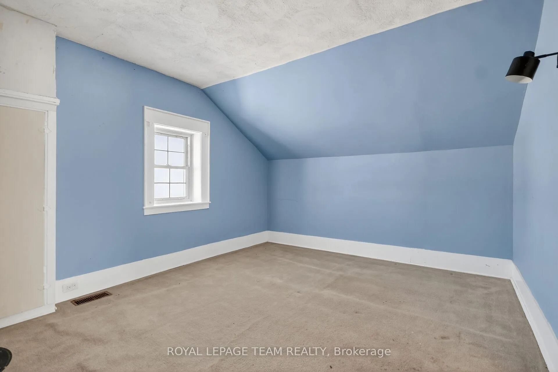 Photo 37 of 3072 Yorks Corners Road, Ottawa, Metcalfe — HOMEH