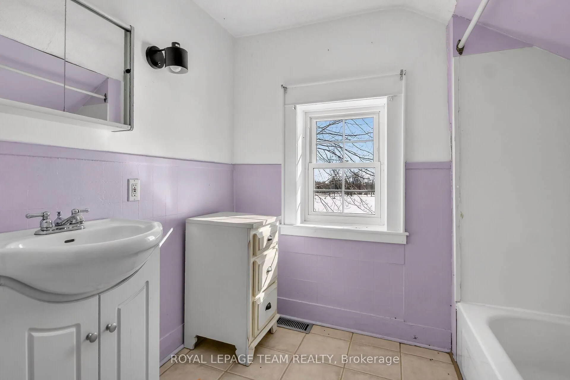 Photo 44 of 3072 Yorks Corners Road, Ottawa, Metcalfe — HOMEH