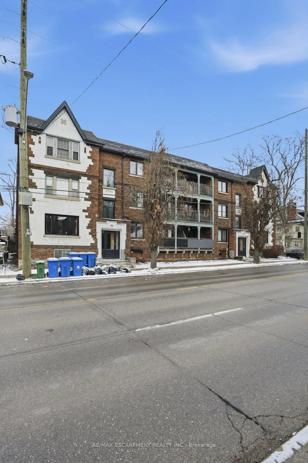 Photo 4 of Unit 8, 316 Aberdeen Avenue, Hamilton, Kirkendall — HOMEH