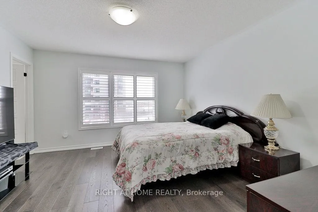 Photo 20 of Unit 6, 1125 Leger Way, Milton, Ford — HOMEH