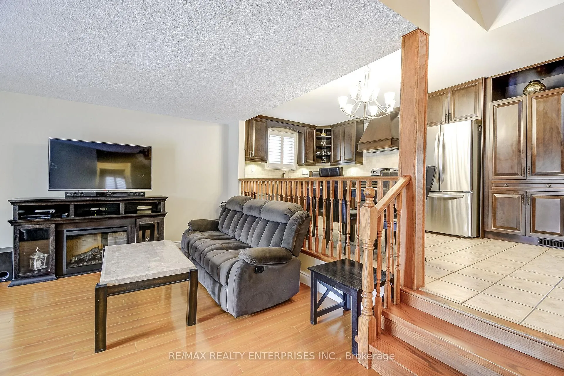 Photo 18 of 2194 Donald Road, Burlington, Headon — HOMEH