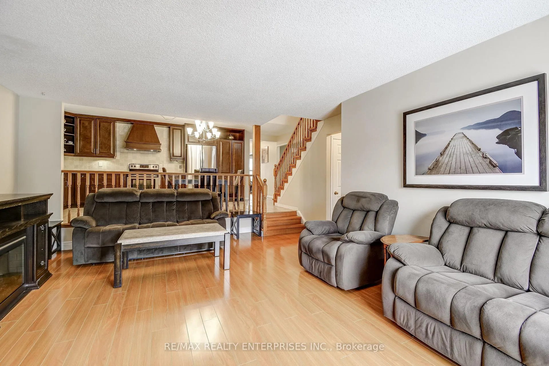 Photo 20 of 2194 Donald Road, Burlington, Headon — HOMEH