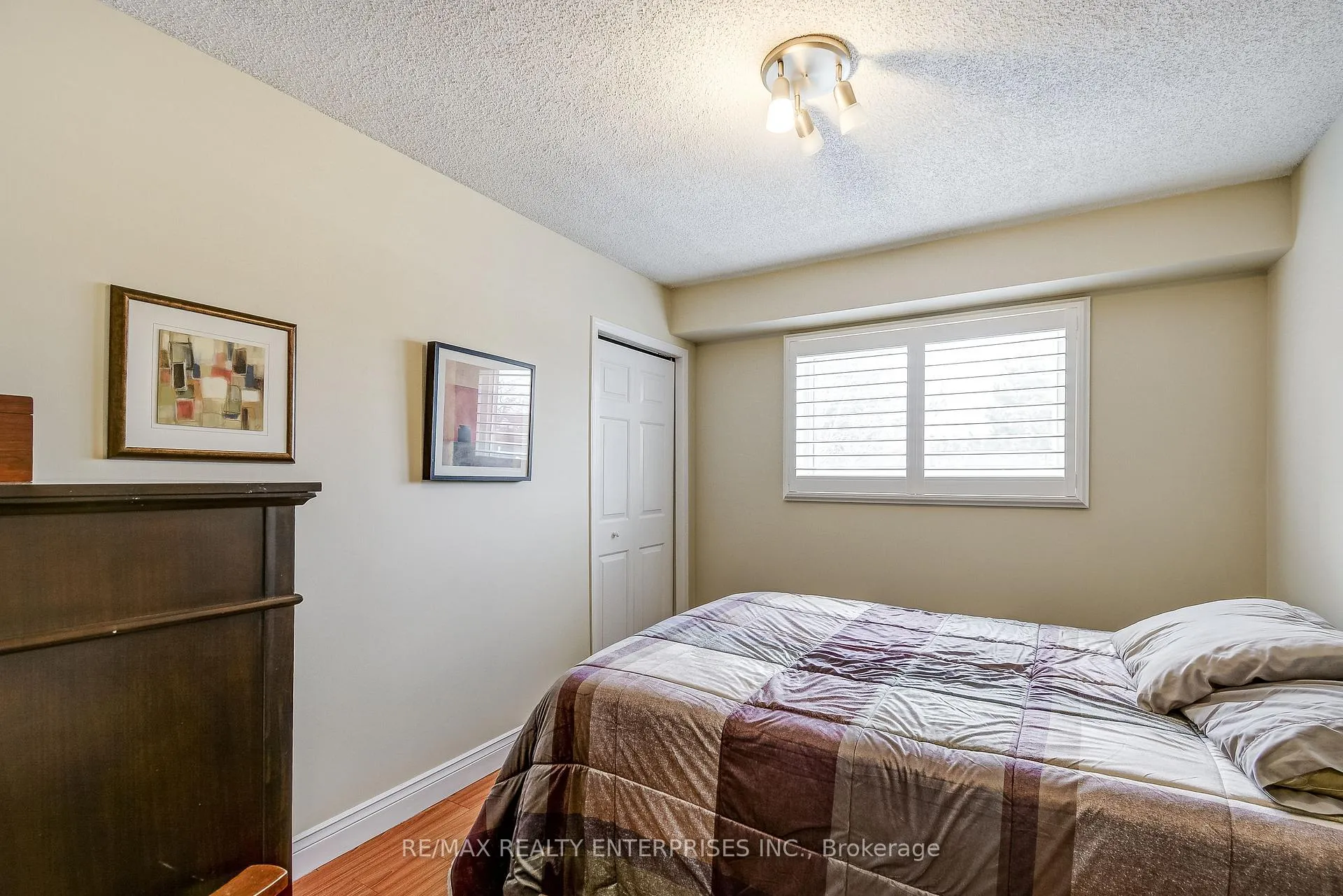 Photo 21 of 2194 Donald Road, Burlington, Headon — HOMEH