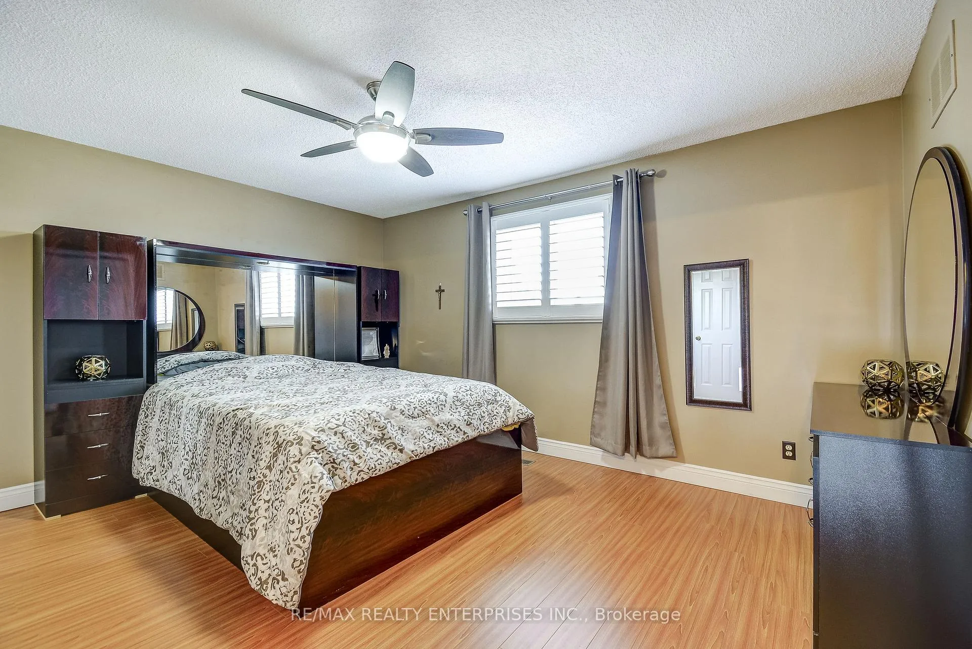 Photo 30 of 2194 Donald Road, Burlington, Headon — HOMEH