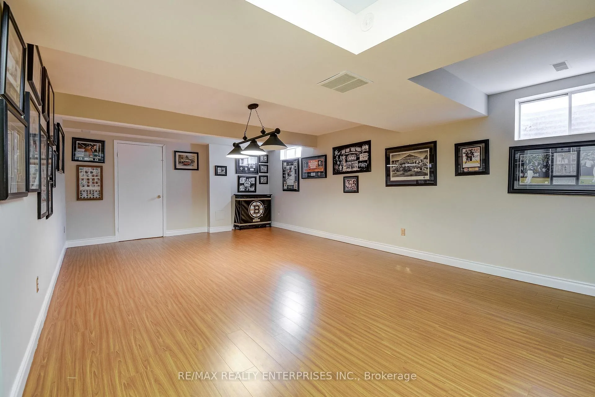 Photo 34 of 2194 Donald Road, Burlington, Headon — HOMEH