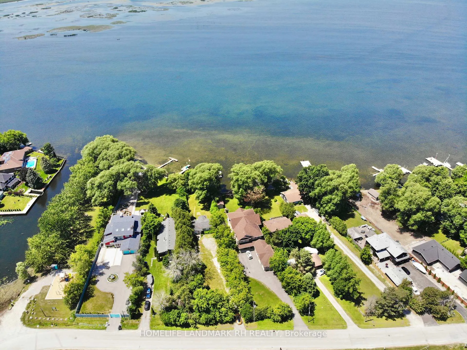 Photo 9 of 586 Lake Drive S, Georgina, Keswick South — HOMEH