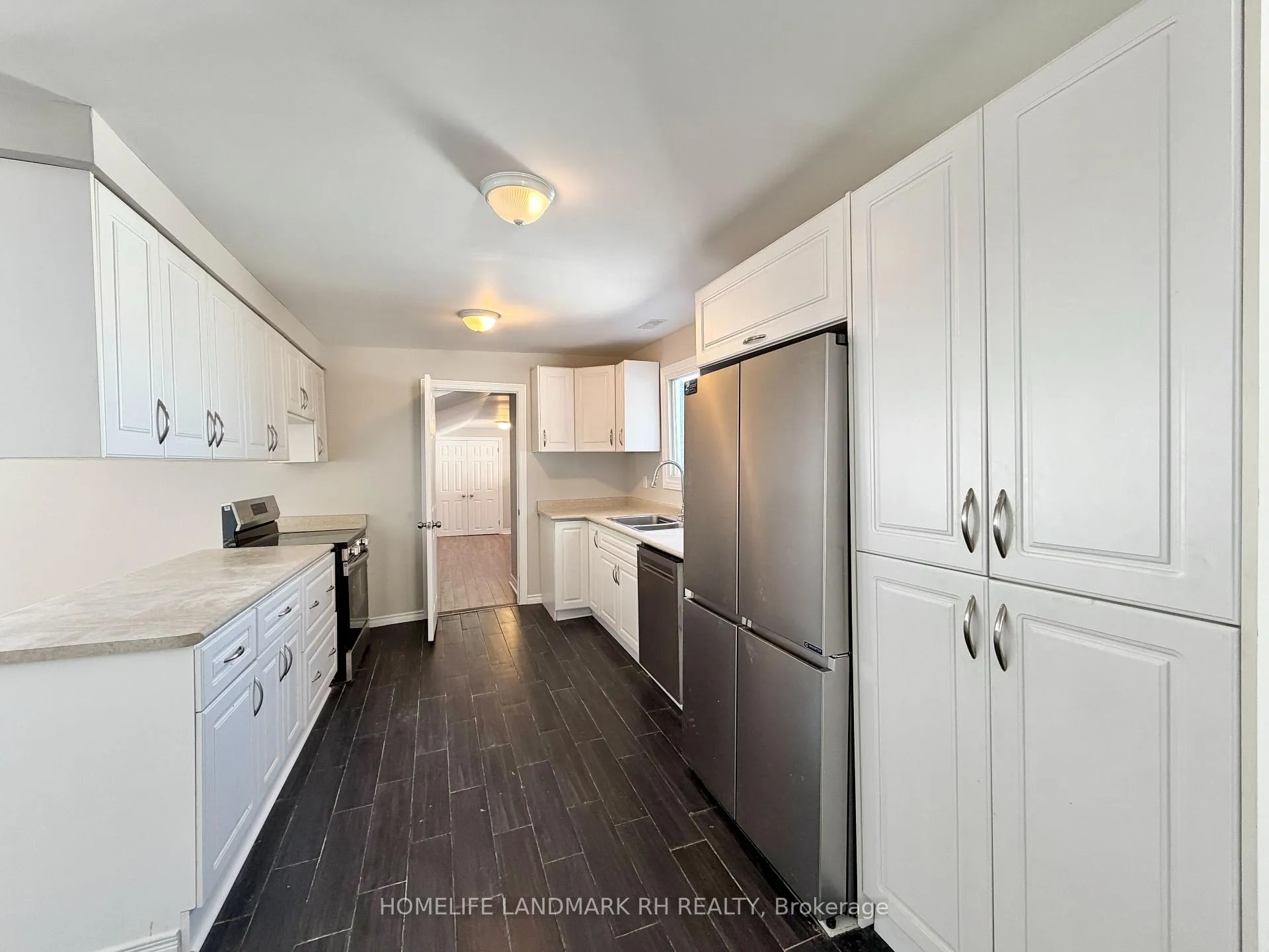 Photo 16 of 586 Lake Drive S, Georgina, Keswick South — HOMEH