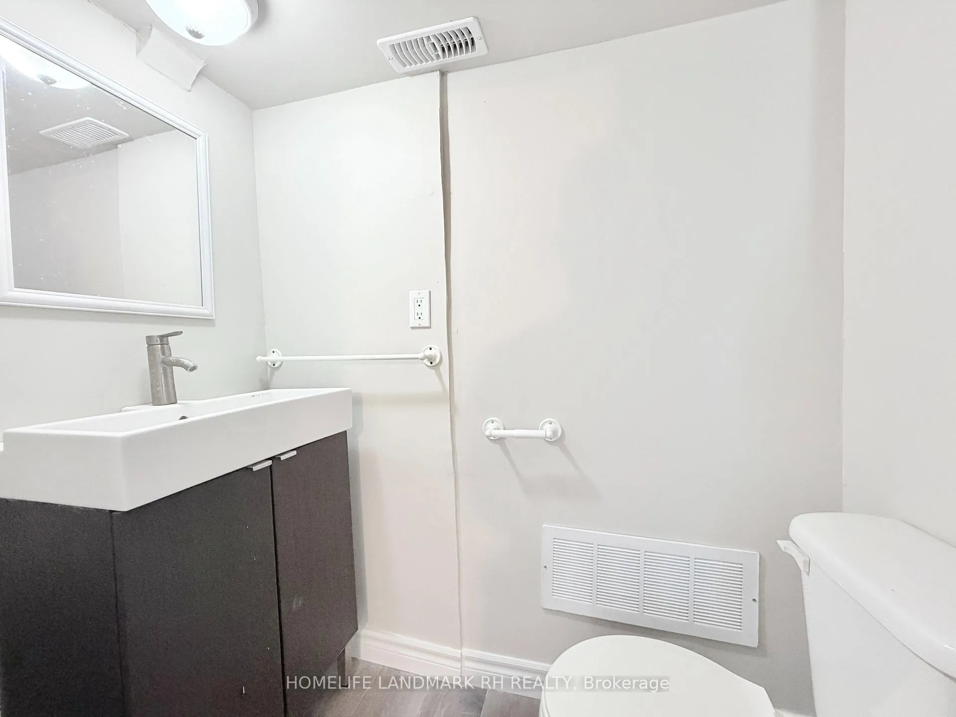 Photo 19 of 586 Lake Drive S, Georgina, Keswick South — HOMEH