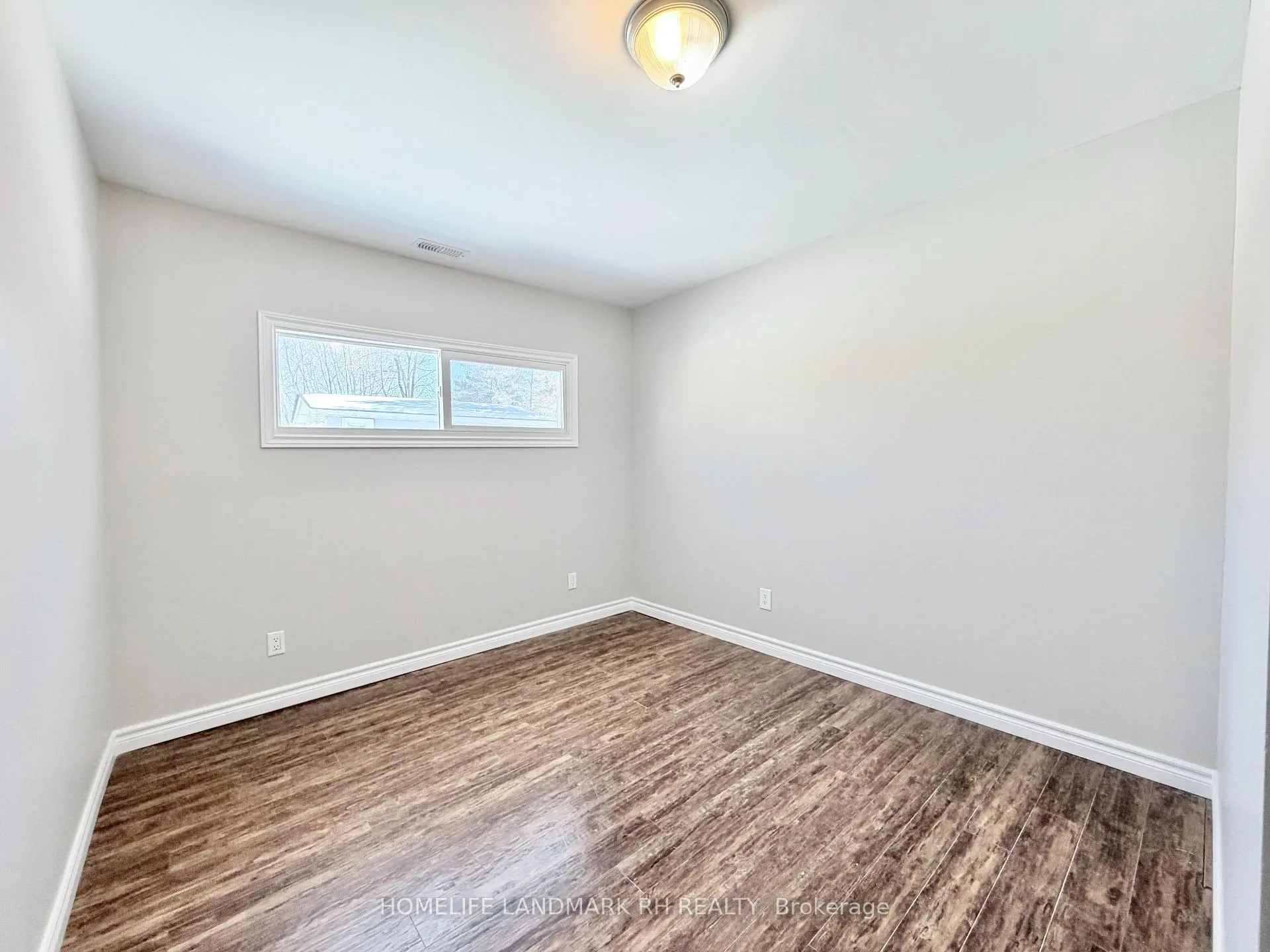 Photo 22 of 586 Lake Drive S, Georgina, Keswick South — HOMEH