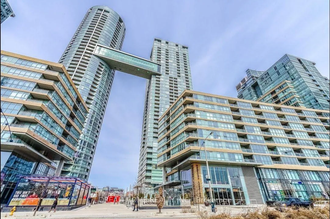 Photo 1 of Unit 935, 15 Iceboat Terrace, Toronto, Waterfront Communities — HOMEH