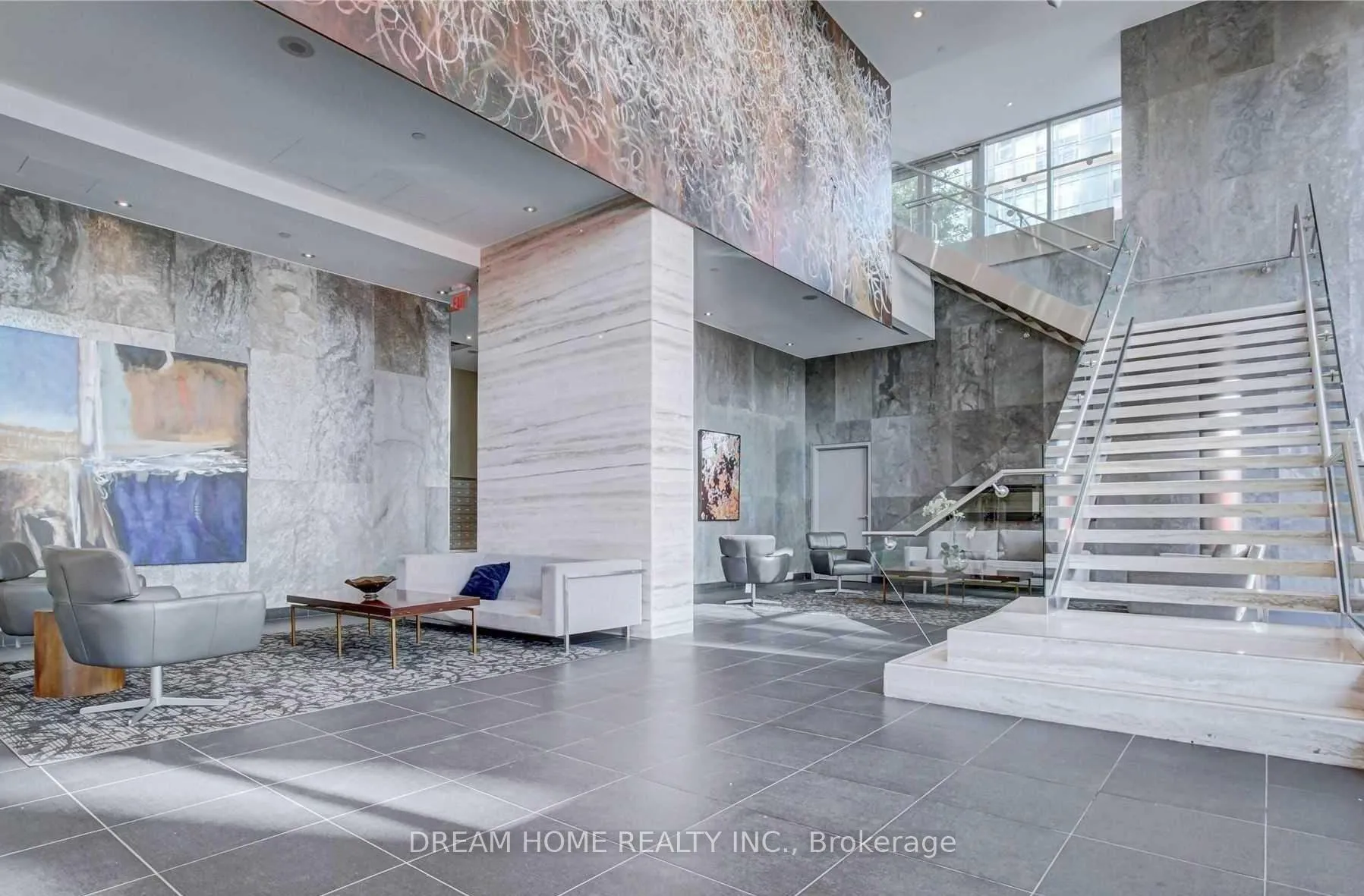 Photo 2 of Unit 935, 15 Iceboat Terrace, Toronto, Waterfront Communities — HOMEH