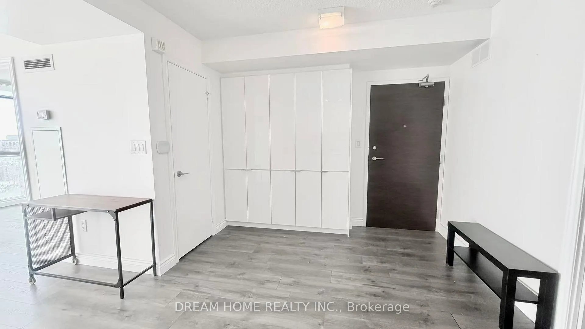 Photo 11 of Unit 935, 15 Iceboat Terrace, Toronto, Waterfront Communities — HOMEH