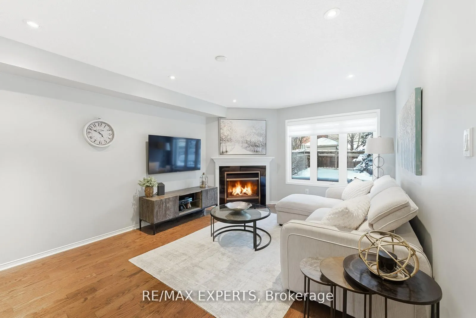 Photo 9 of 75 Delattaye Avenue, Aurora, Bayview Northeast — HOMEH