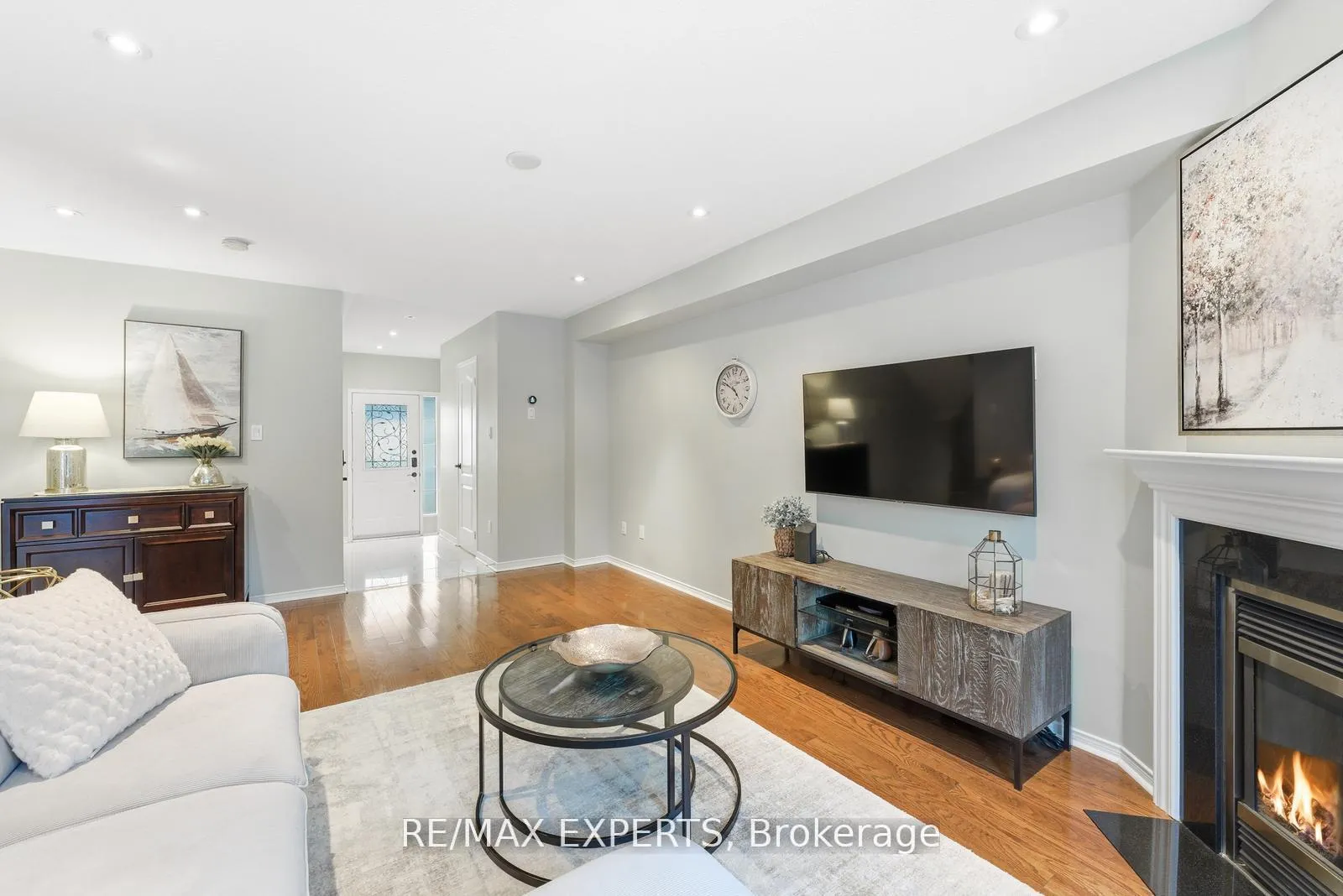 Photo 10 of 75 Delattaye Avenue, Aurora, Bayview Northeast — HOMEH