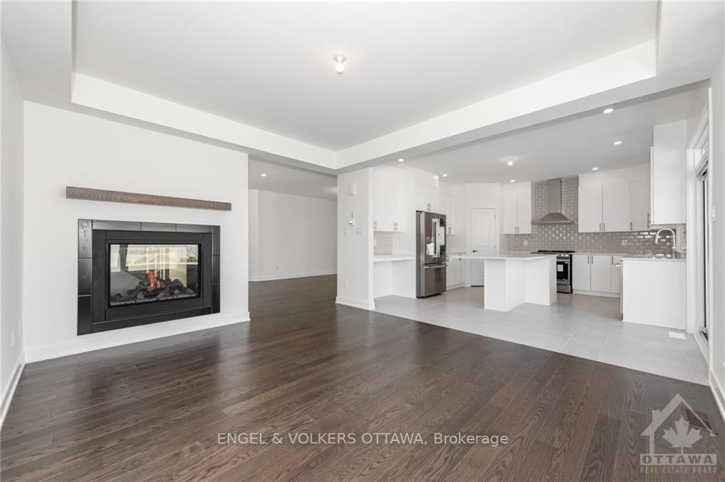 Photo 7 of 780 Ovation Grove, Ottawa, Leitrim — HOMEH