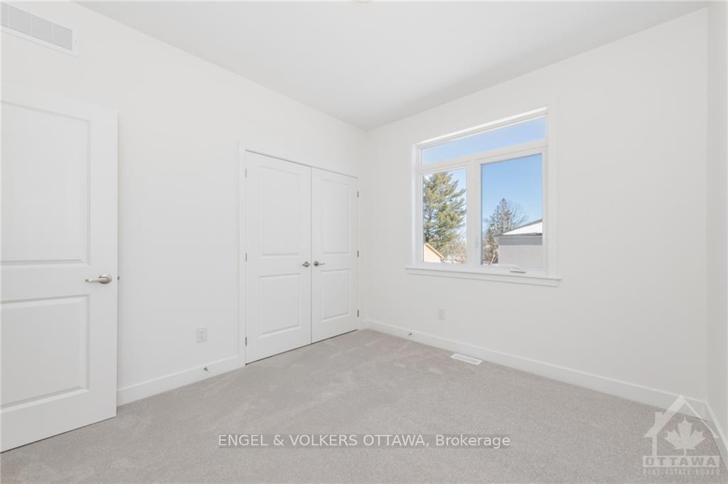 Photo 13 of 780 Ovation Grove, Ottawa, Leitrim — HOMEH