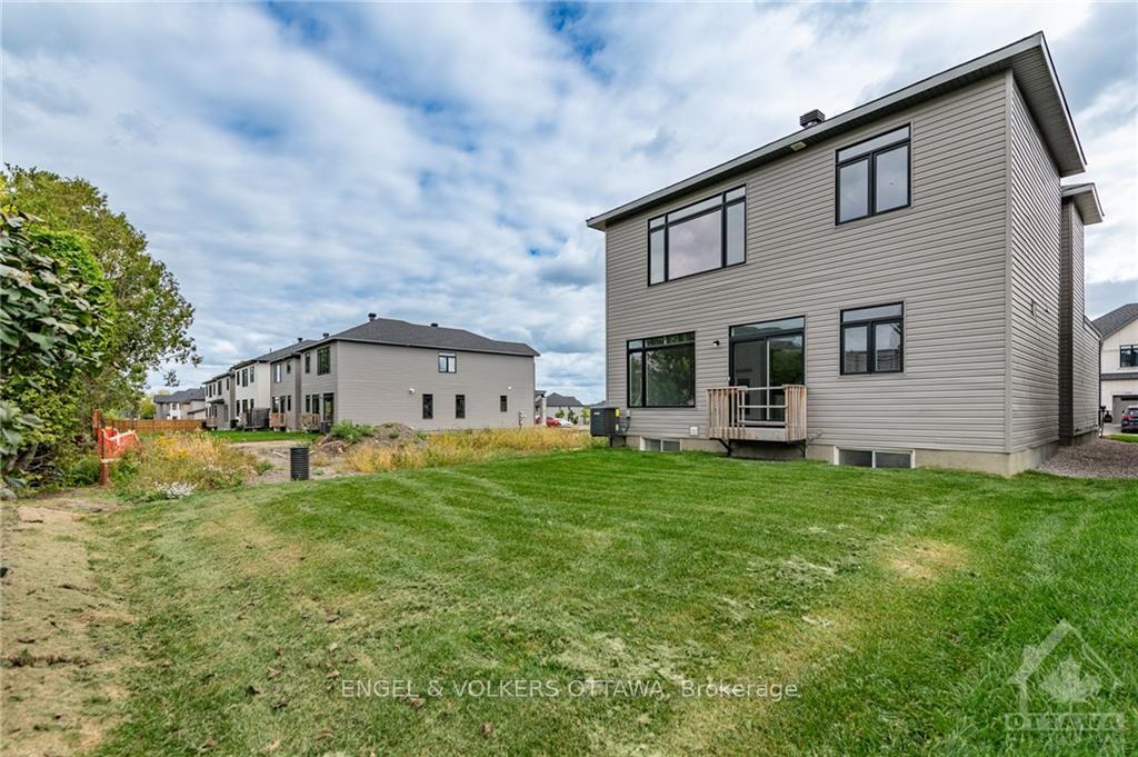 Photo 20 of 780 Ovation Grove, Ottawa, Leitrim — HOMEH