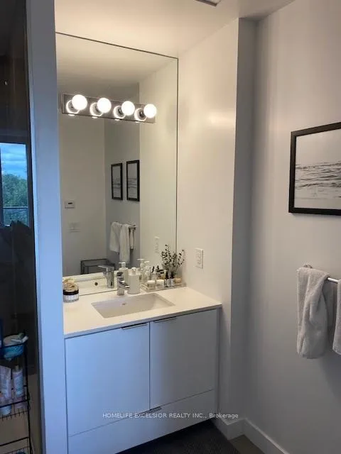 Photo 5 of Unit 403, 609 Avenue Road E, Toronto, Yonge-St. Clair — HOMEH