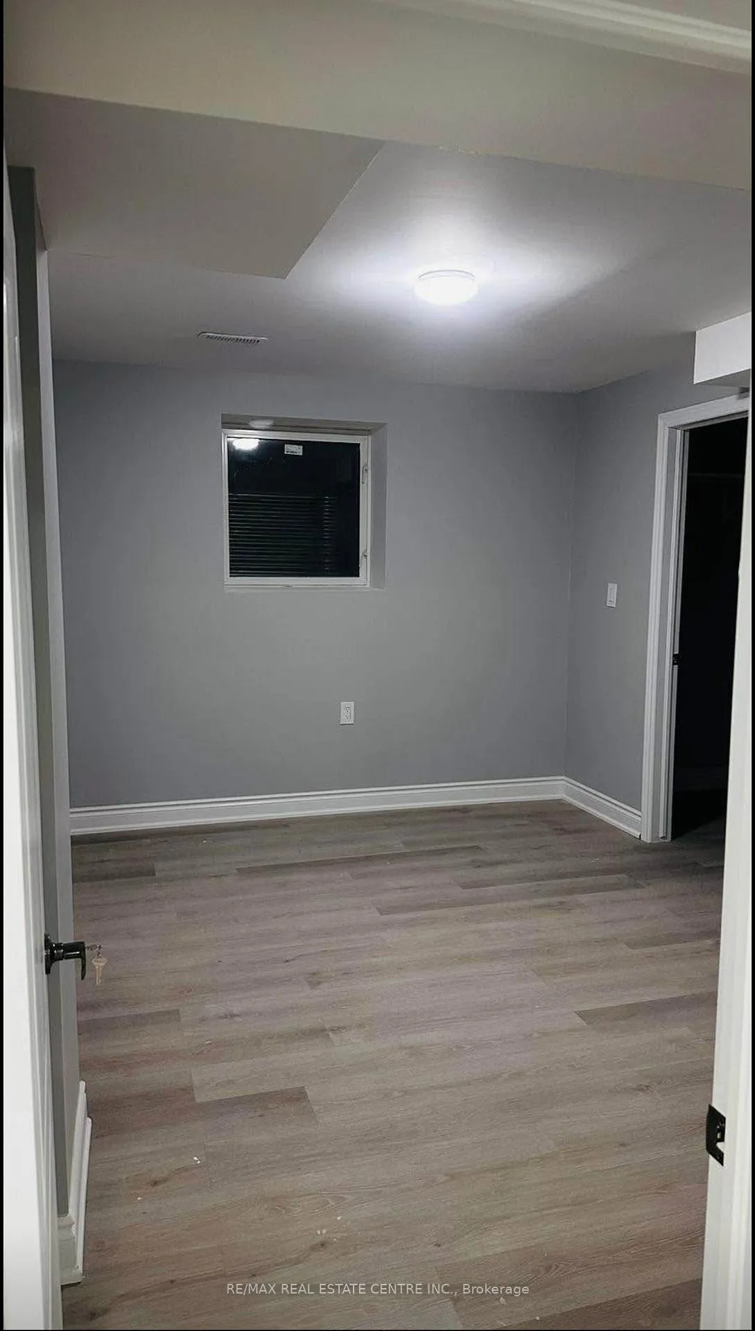 Photo 5 of Unit Basement, 40 Hollybrook Trail, Kitchener — HOMEH