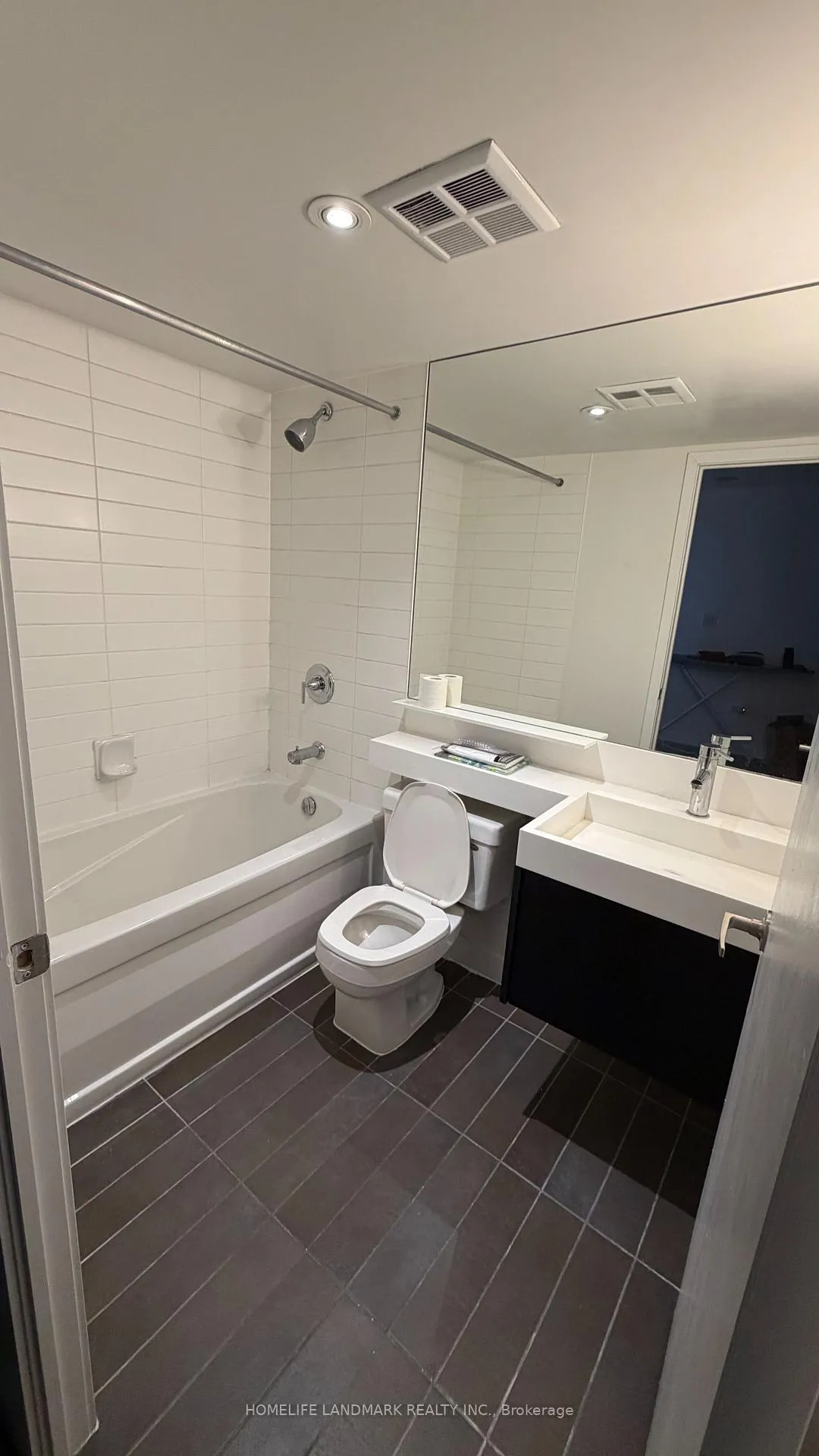 Photo 21 of Unit 3511, 25 Telegram Mews, Toronto, Waterfront Communities — HOMEH