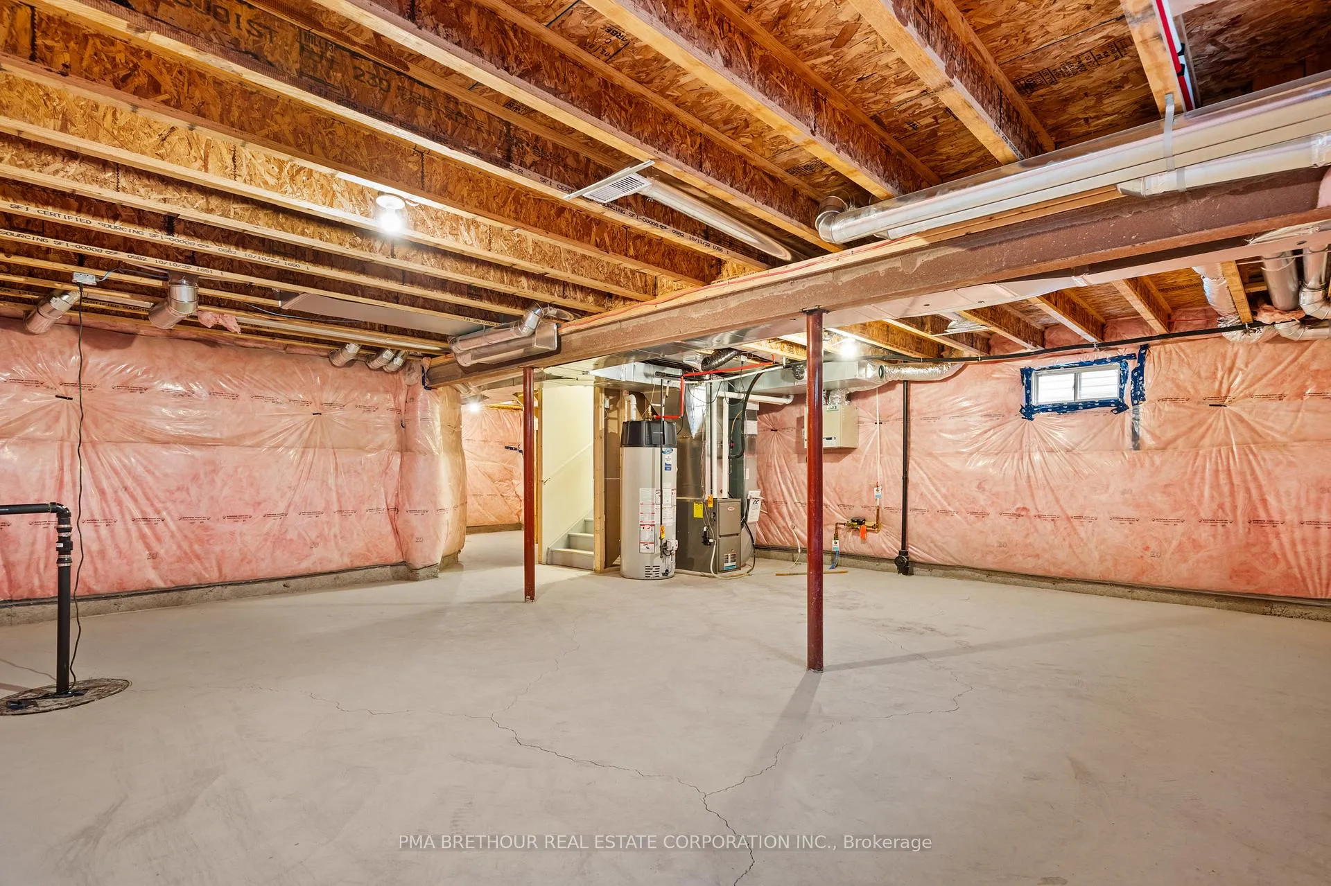 Photo 35 of 132 Eastbridge Avenue, Welland, Dain City — HOMEH