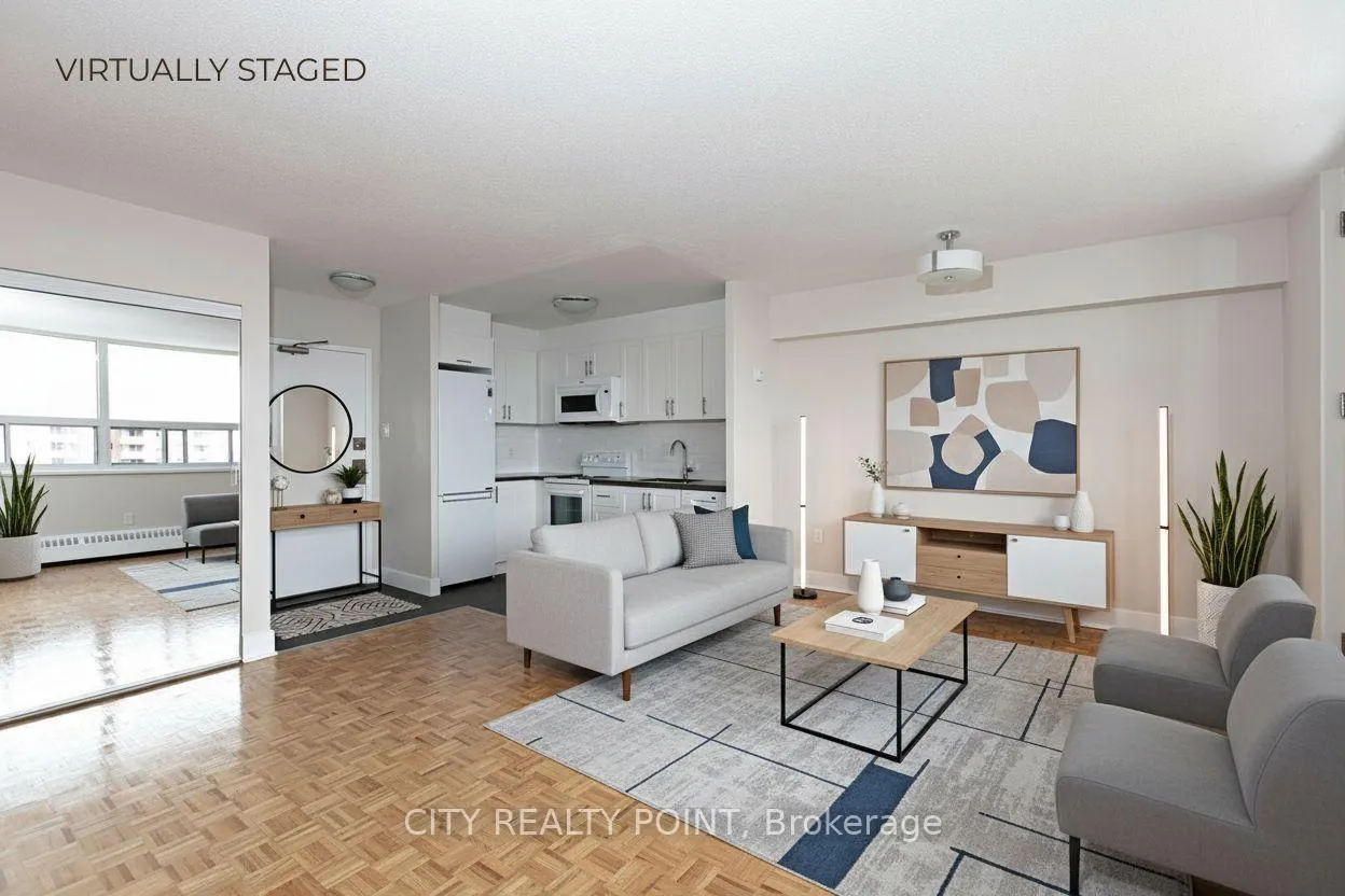Front of Unit 403, 1545 Bathurst Street