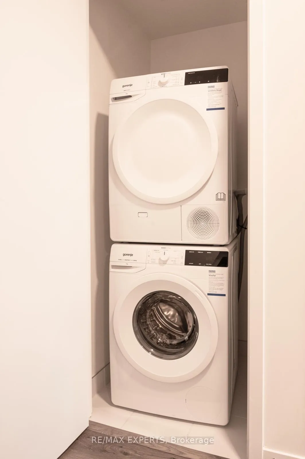 Photo 12 of Unit 312, 195 Commerce St Street, Vaughan, Vaughan Corporate Centre — HOMEH