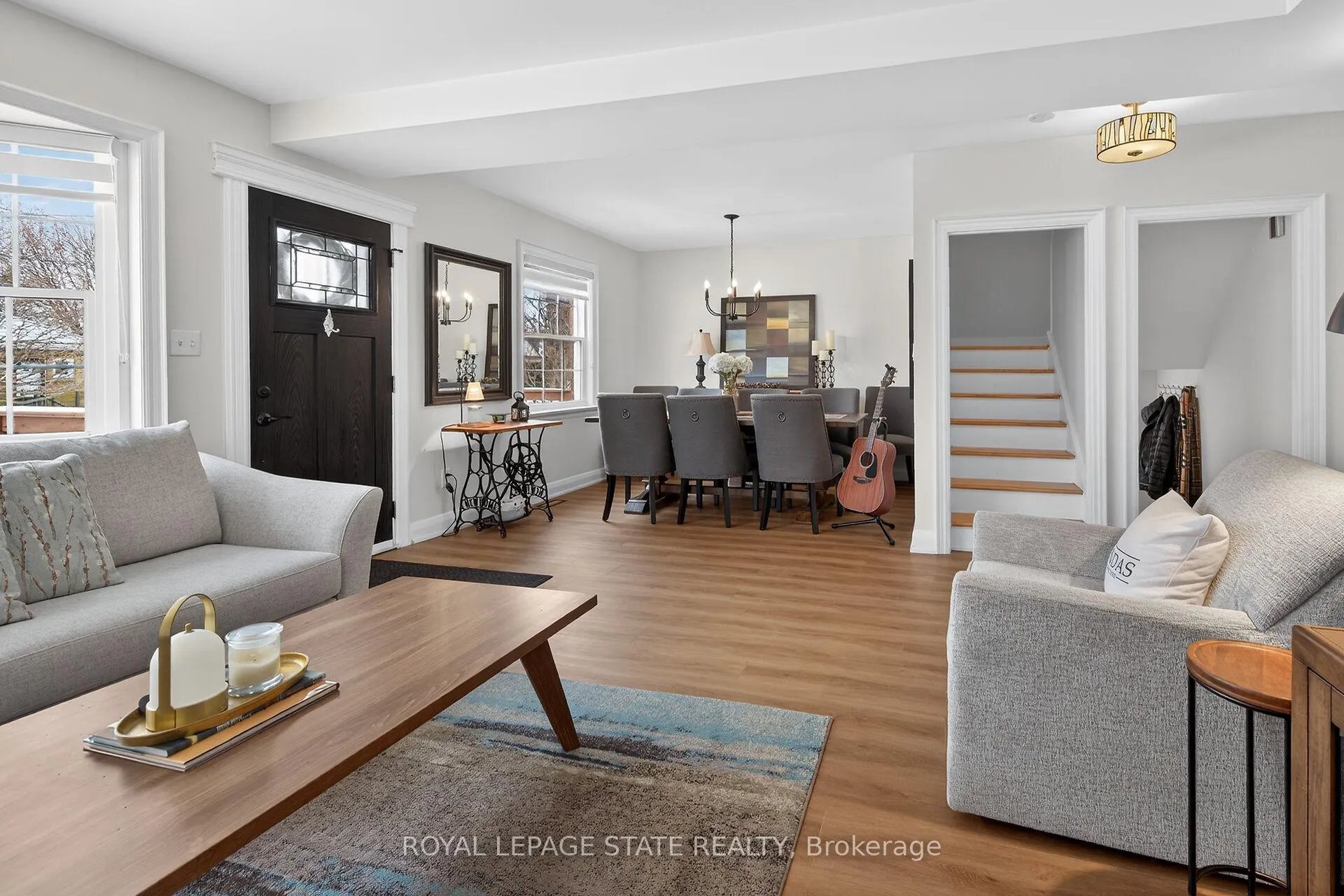 Photo 9 of 13 Cameron Avenue, Hamilton, Dundas — HOMEH