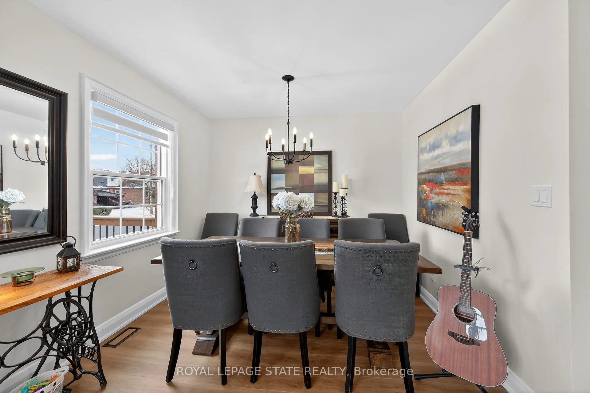 Photo 10 of 13 Cameron Avenue, Hamilton, Dundas — HOMEH