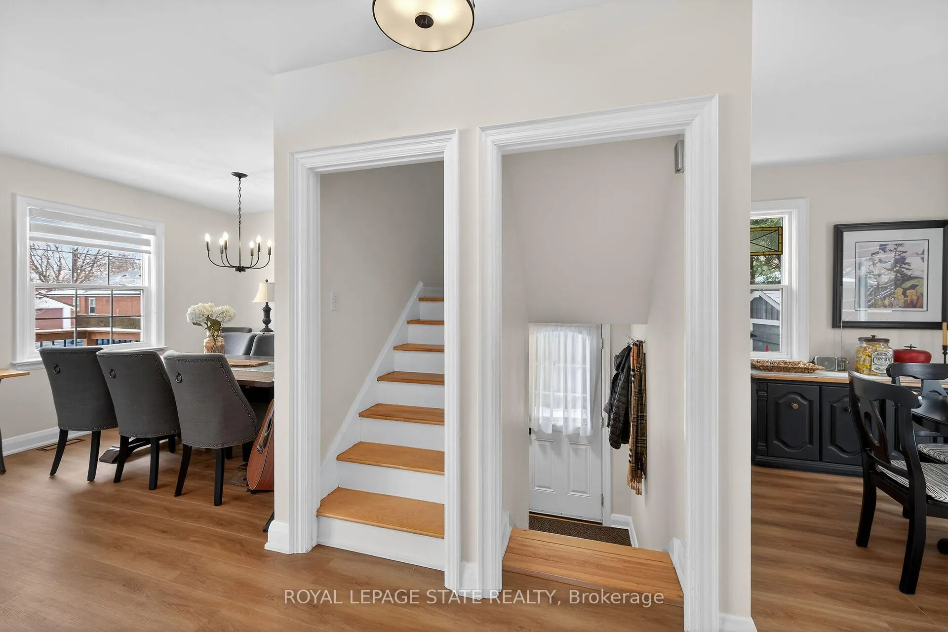 Photo 15 of 13 Cameron Avenue, Hamilton, Dundas — HOMEH