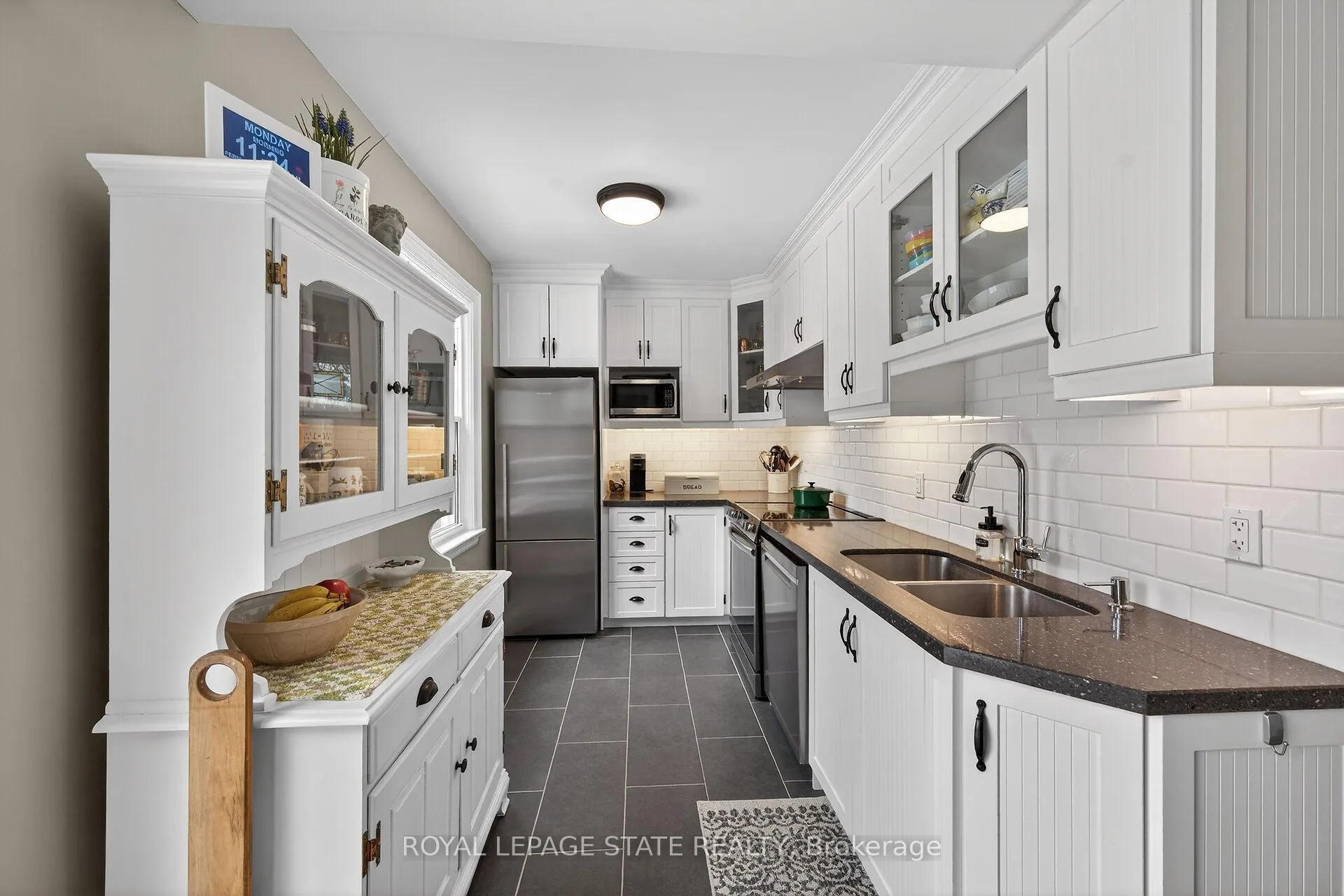 Photo 18 of 13 Cameron Avenue, Hamilton, Dundas — HOMEH