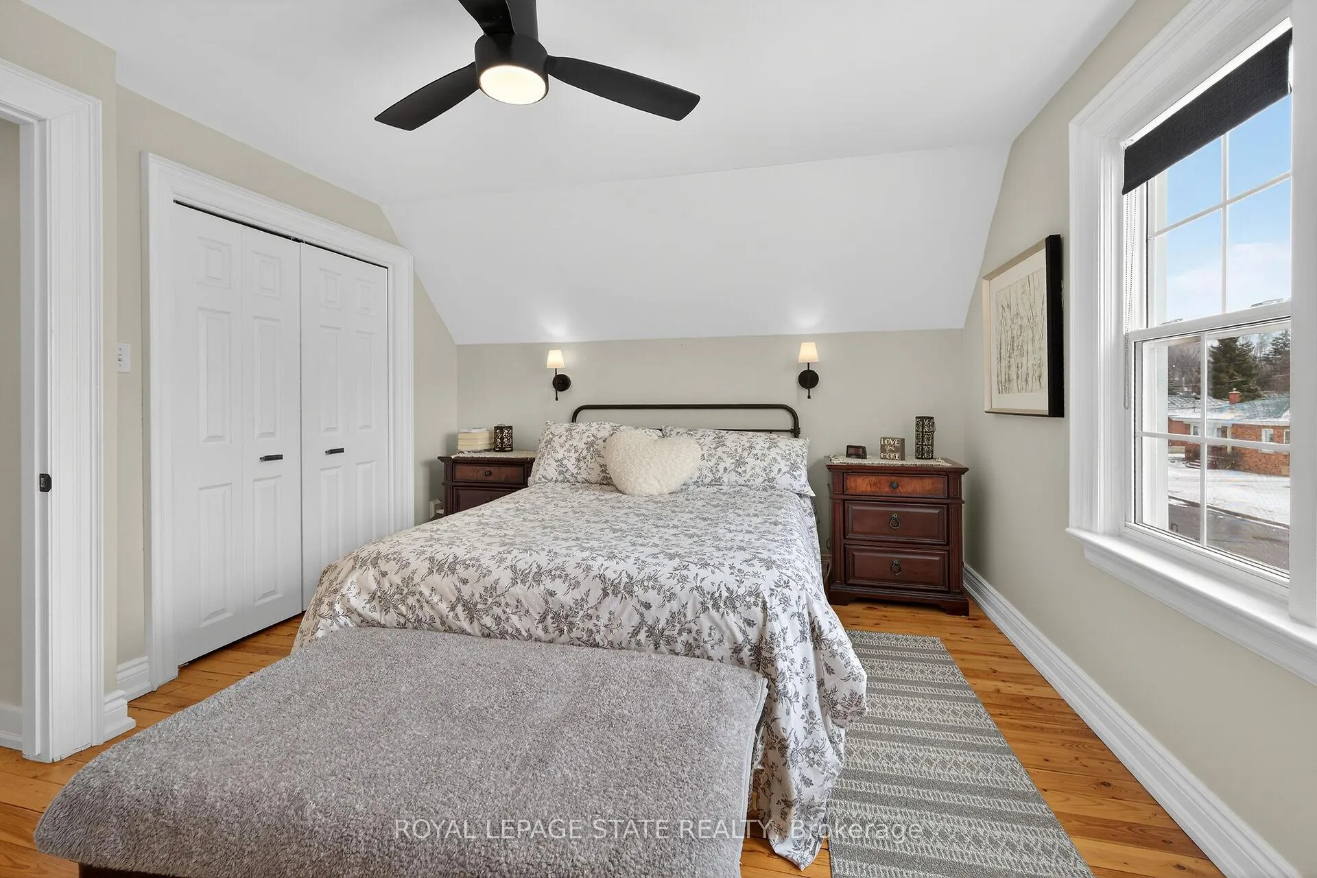 Photo 26 of 13 Cameron Avenue, Hamilton, Dundas — HOMEH