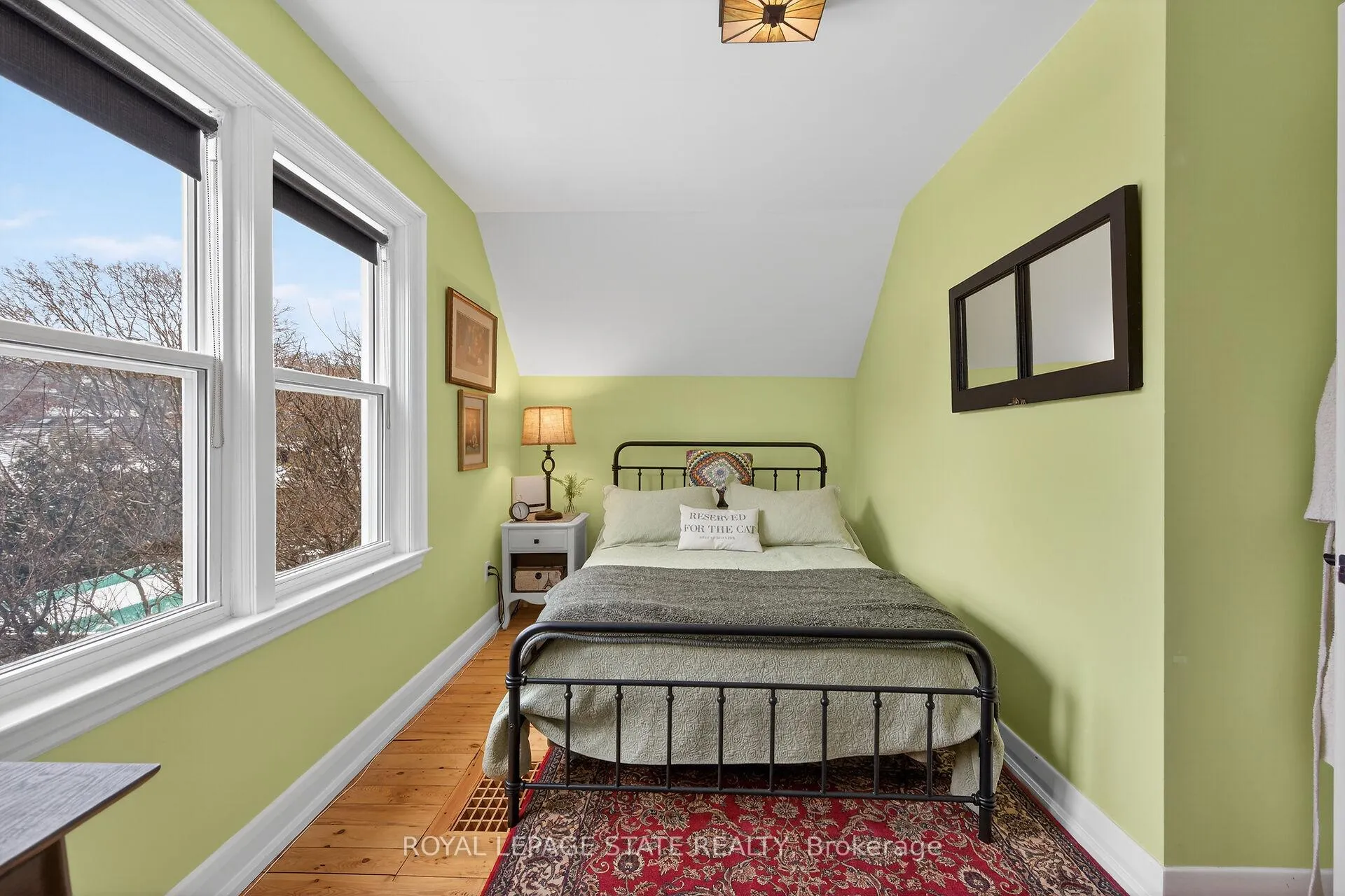 Photo 29 of 13 Cameron Avenue, Hamilton, Dundas — HOMEH