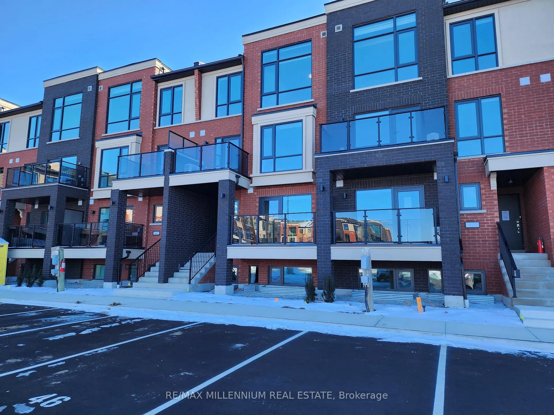 Photo 3 of Unit 22, 55 Romilly Avenue E, Brampton, Northwest Brampton — HOMEH