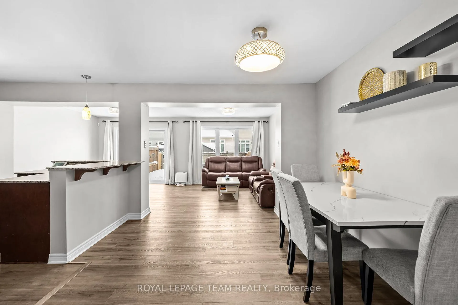 Photo 3 of 708 Mayfly Crescent, Ottawa, Barrhaven - Half Moon Bay — HOMEH