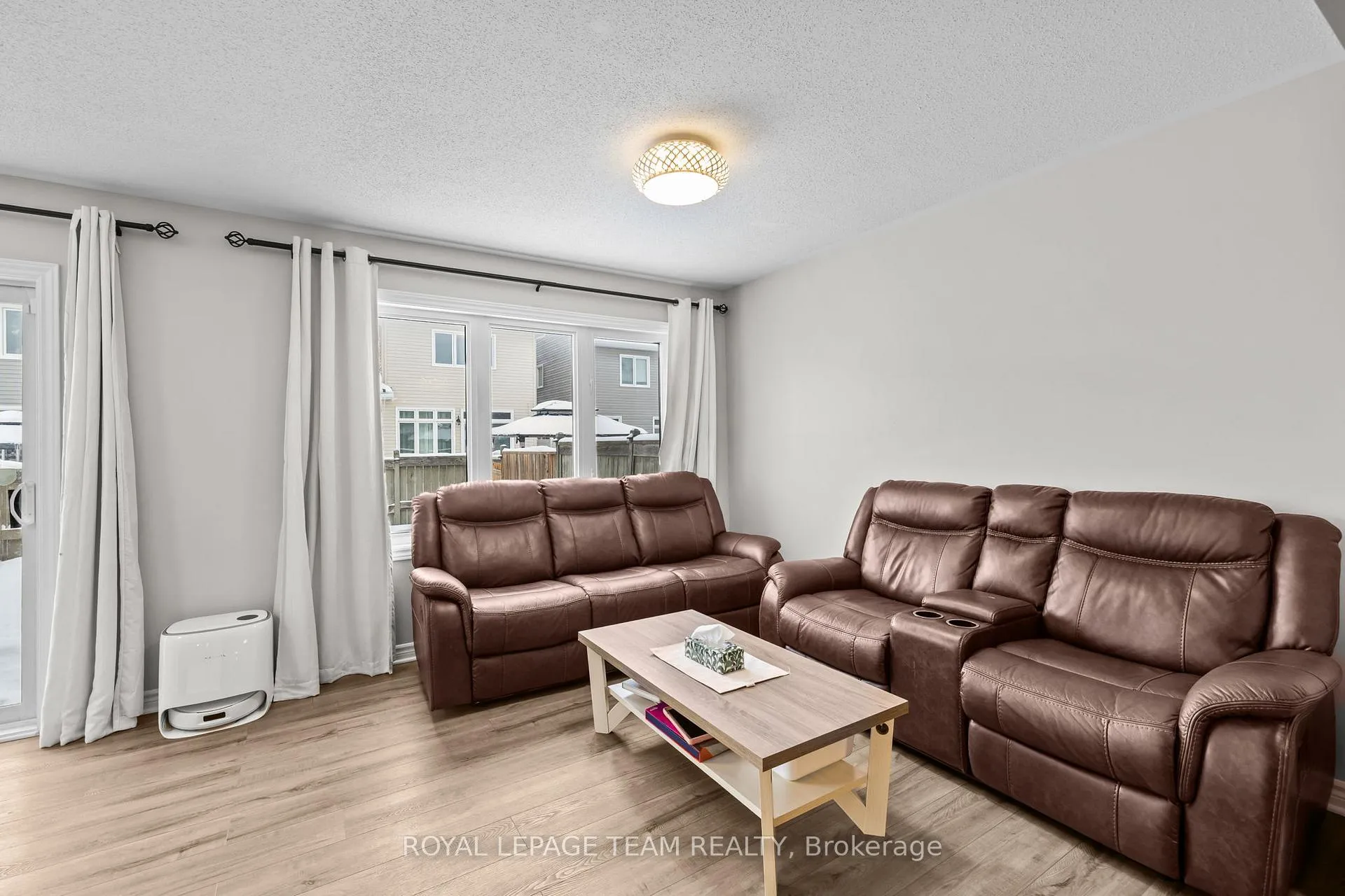 Photo 11 of 708 Mayfly Crescent, Ottawa, Barrhaven - Half Moon Bay — HOMEH