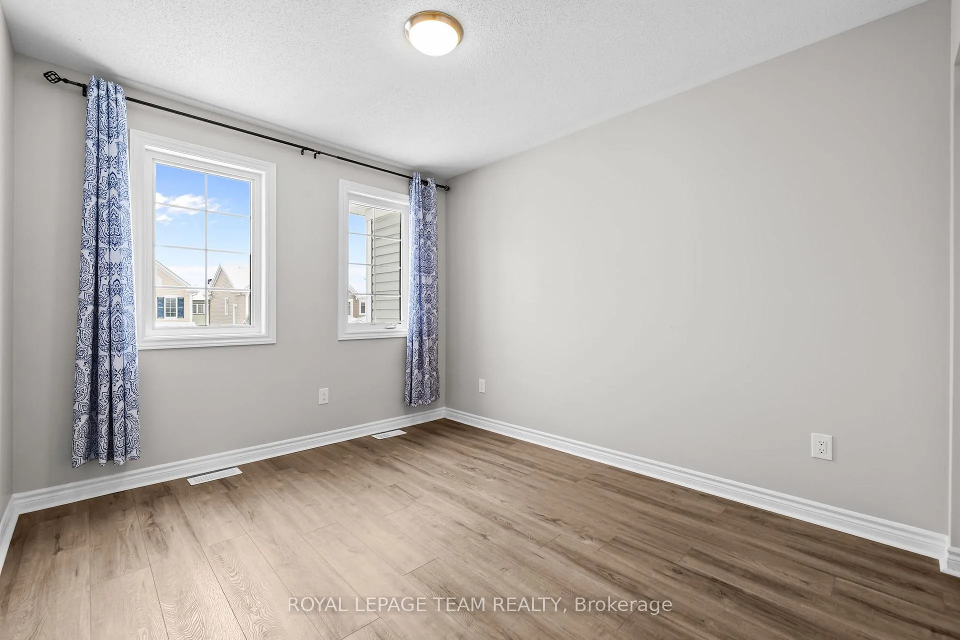 Photo 19 of 708 Mayfly Crescent, Ottawa, Barrhaven - Half Moon Bay — HOMEH