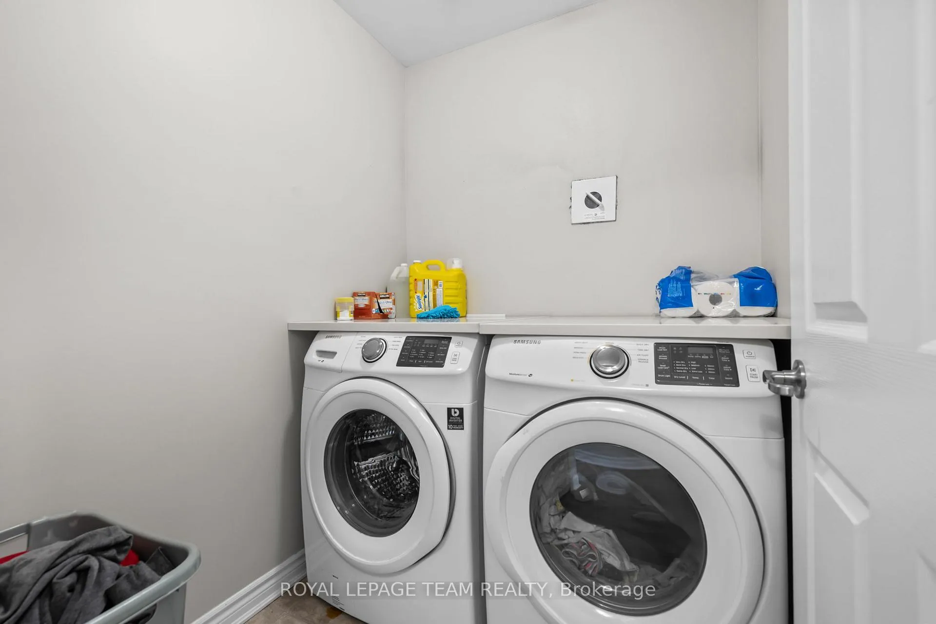 Photo 22 of 708 Mayfly Crescent, Ottawa, Barrhaven - Half Moon Bay — HOMEH