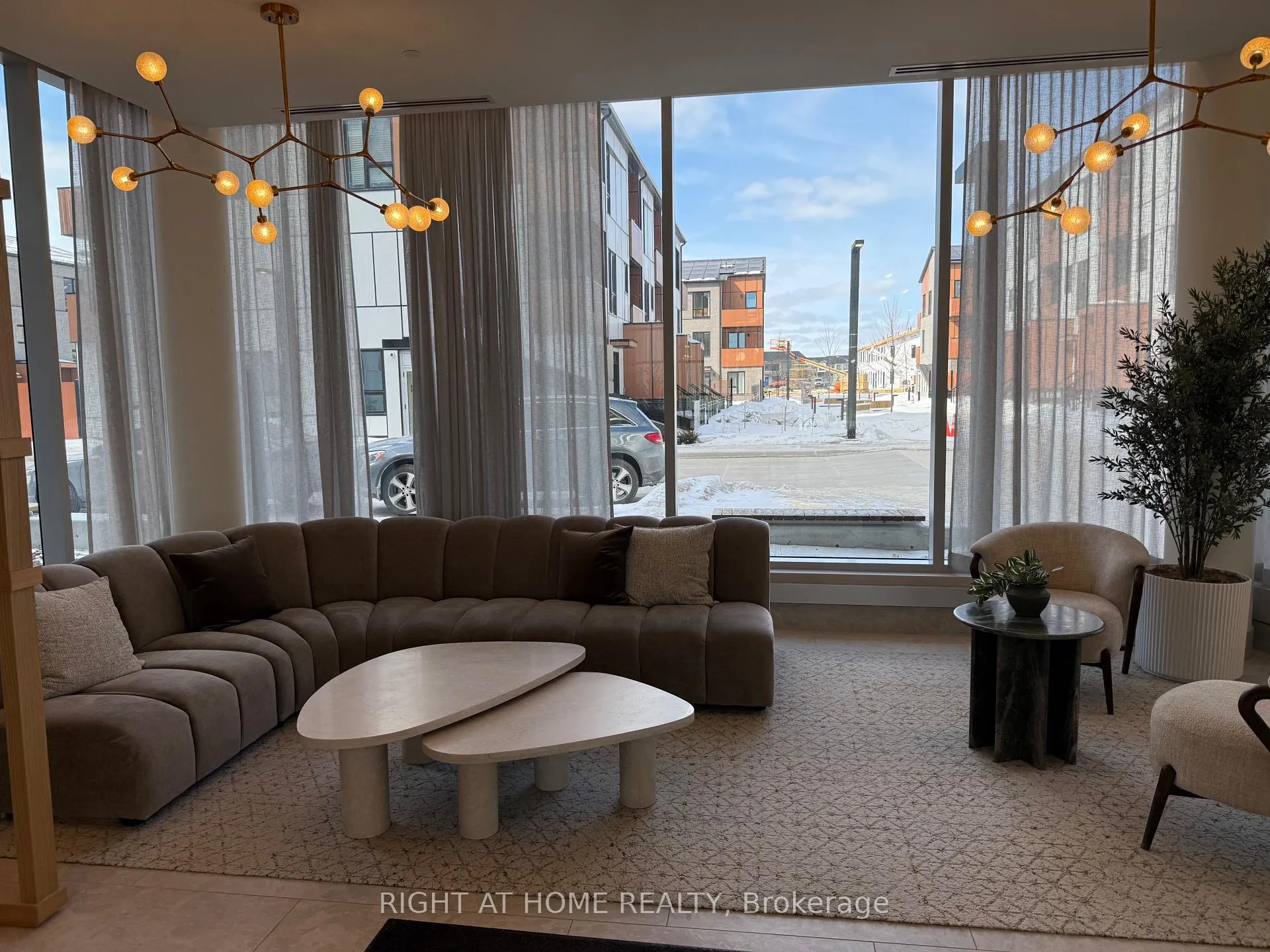 Photo 5 of Unit 1015, 20 All Nations Drive, Brampton, Northwest Brampton — HOMEH