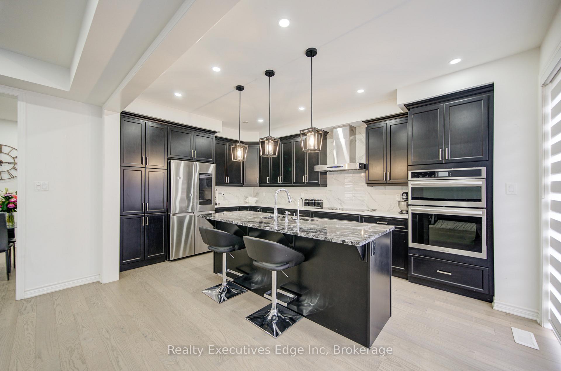 Photo 2 of 229 Forestwalk Street, Kitchener — HOMEH