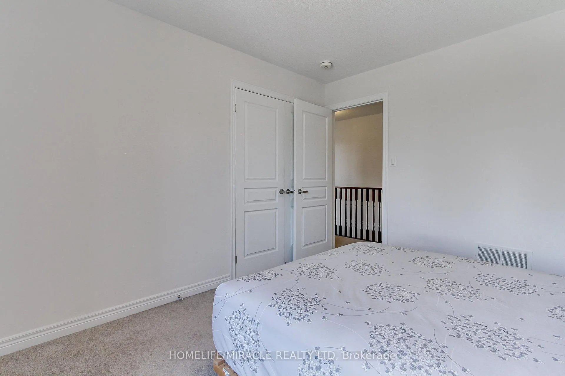 Photo 30 of 992 Green Street, Innisfil, Lefroy — HOMEH